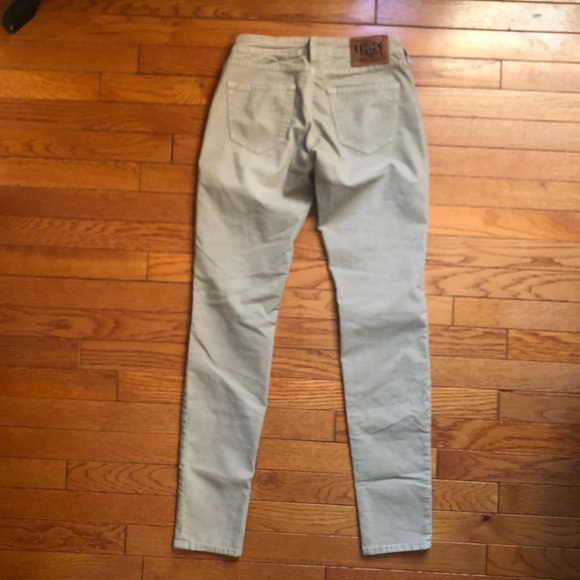 True Religion | 25 - Picture 5 of 6